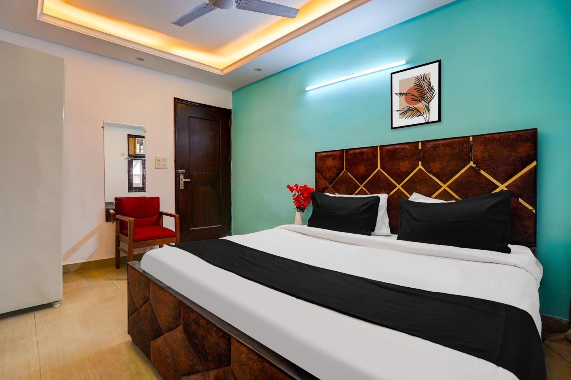 Hotel O Silver Key Kd Plaza Near Saket Metro Station نيودلهي المظهر الخارجي الصورة