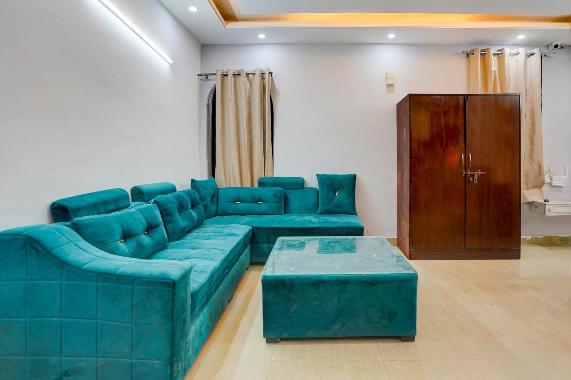 Hotel O Silver Key Kd Plaza Near Saket Metro Station نيودلهي المظهر الخارجي الصورة