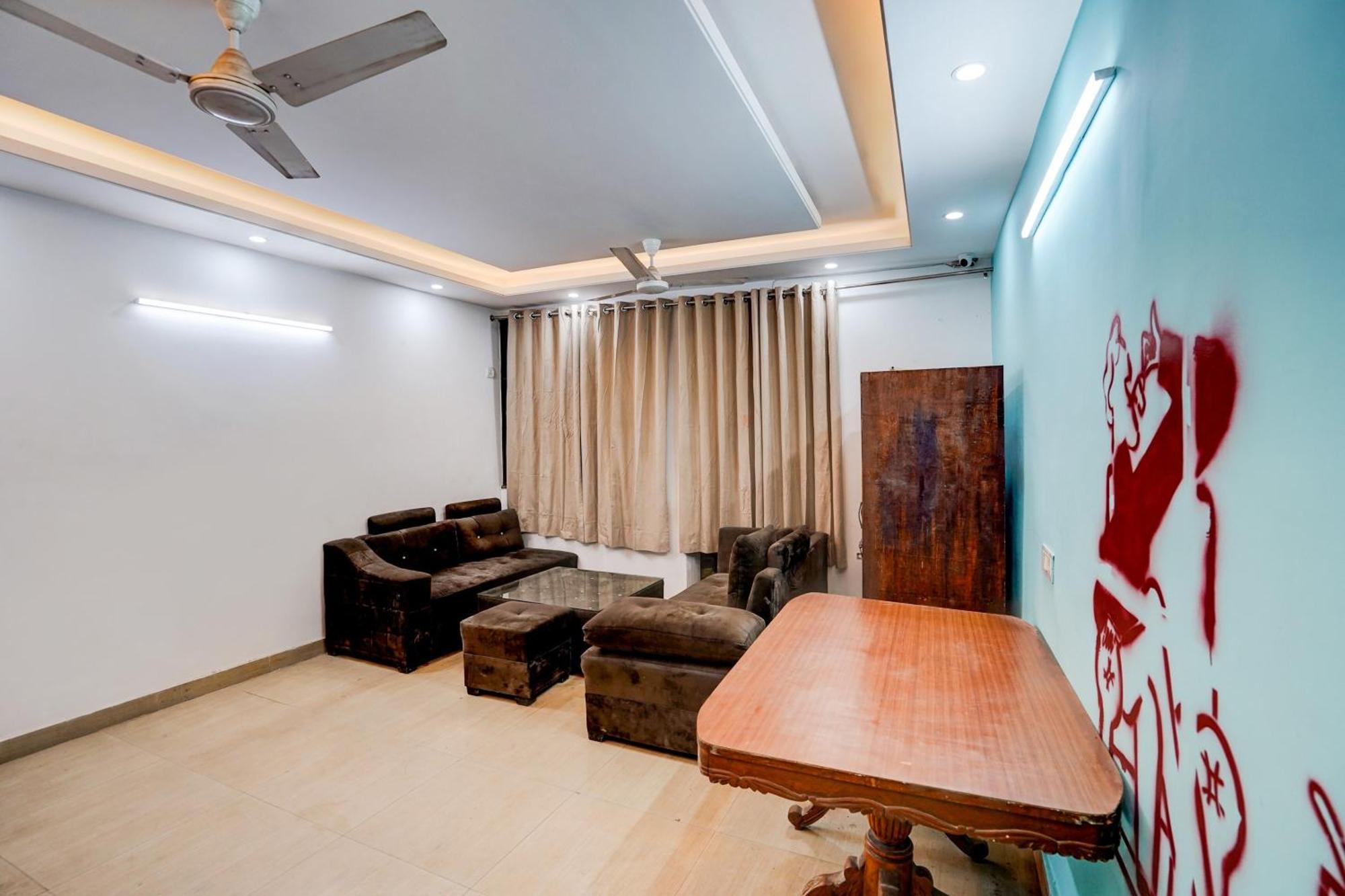 Hotel O Silver Key Kd Plaza Near Saket Metro Station نيودلهي المظهر الخارجي الصورة